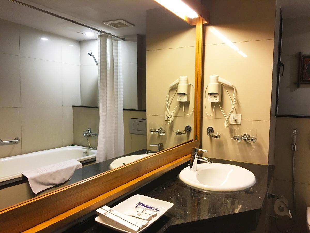 Hanoi Eternity Hotel Екстериор снимка